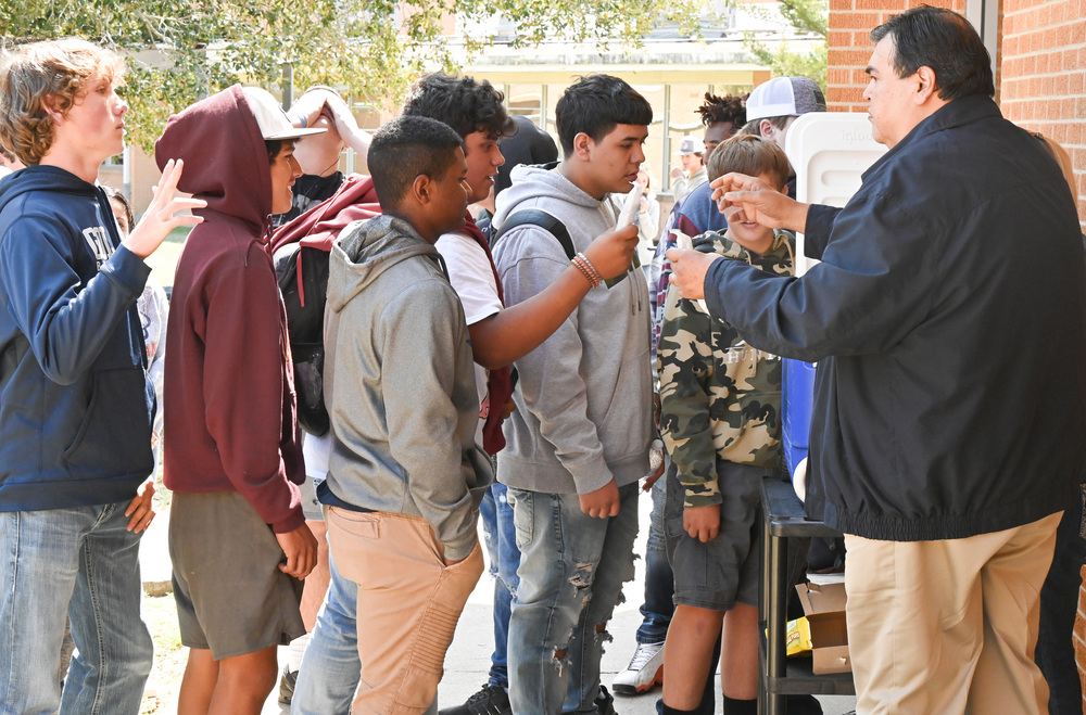 Students earn popsicles